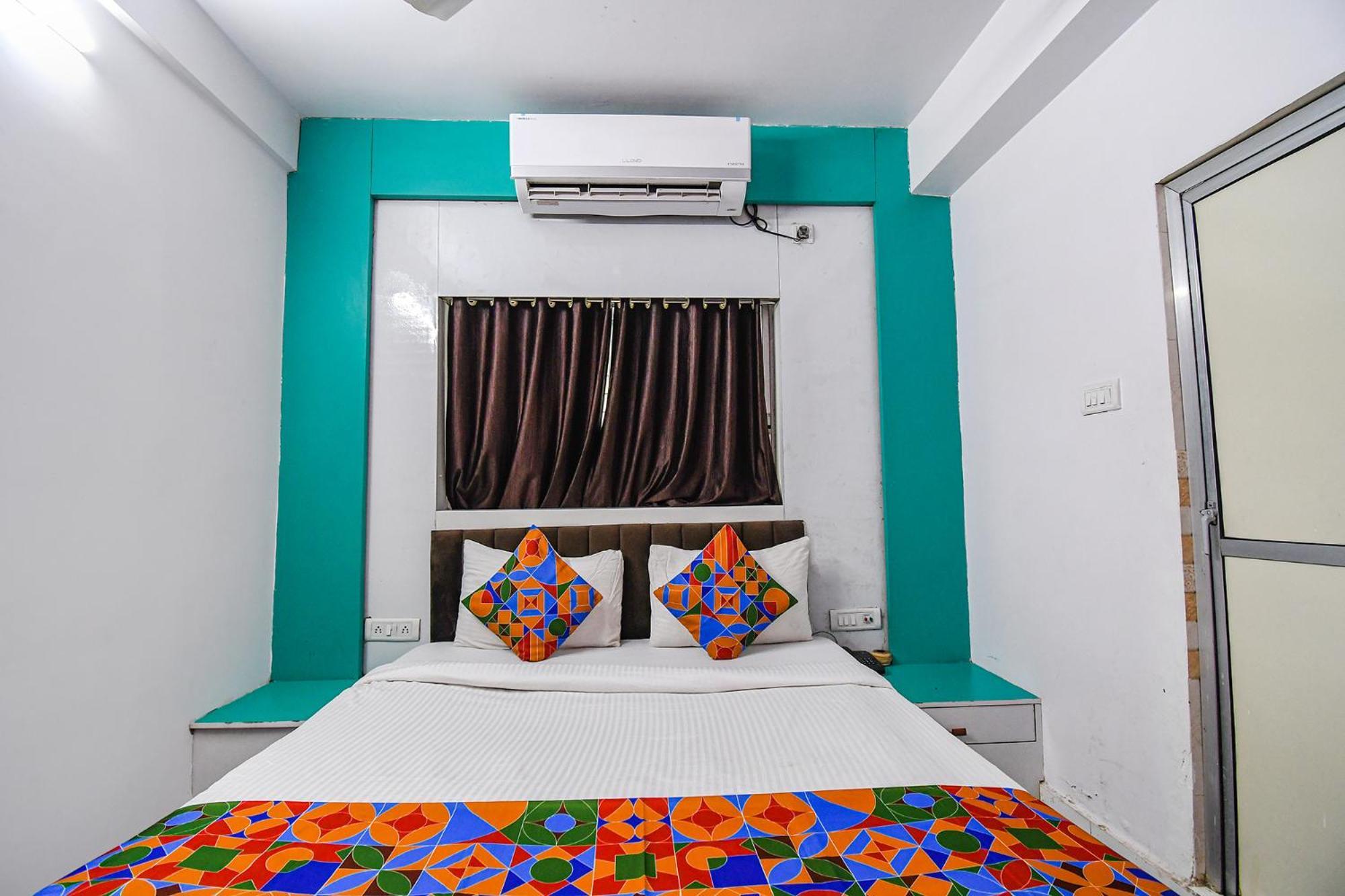 Hotel Fabhotel Green Leaf I Kolkata